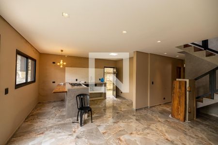 Cozinha de casa para alugar com 3 quartos, 300m² em Vila Sao Jorge, Barueri