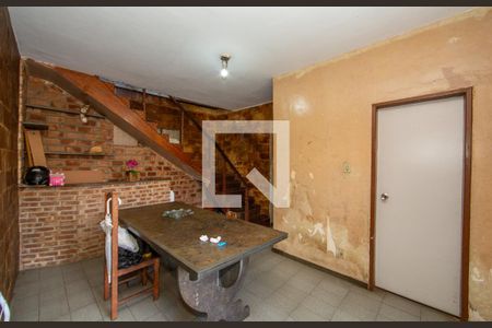 SALA de casa à venda com 3 quartos, 282m² em Betânia, Belo Horizonte