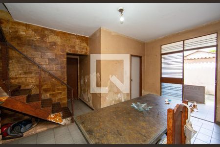 SALA de casa à venda com 4 quartos, 282m² em Betânia, Belo Horizonte