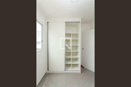 Quarto 1 de apartamento para alugar com 2 quartos, 42m² em Vila Socorro, São Paulo