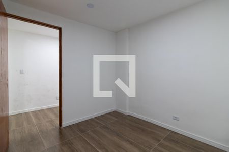 Quarto 2 de casa para alugar com 3 quartos, 120m² em Vila Talarico, São Paulo