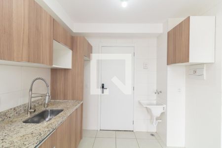 Sala/Cozinha de apartamento para alugar com 2 quartos, 33m² em Itaquera, São Paulo