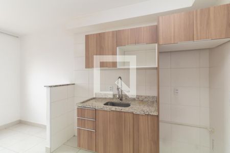 Sala/Cozinha de apartamento para alugar com 2 quartos, 33m² em Itaquera, São Paulo
