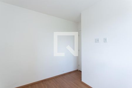 Quarto 1  de apartamento para alugar com 2 quartos, 45m² em Jardim Helian, São Paulo