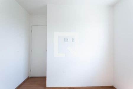 Quarto 1  de apartamento para alugar com 2 quartos, 45m² em Jardim Helian, São Paulo