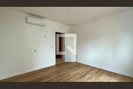 Quarto de apartamento à venda com 2 quartos, 134m² em Pinheiros, São Paulo
