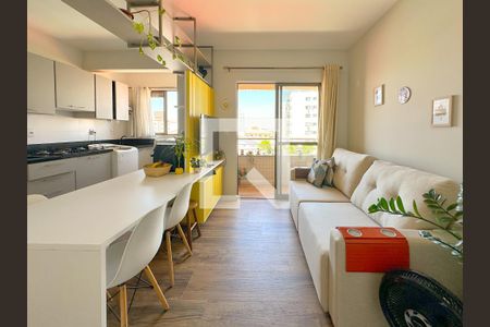 Sala de TV de apartamento para alugar com 1 quarto, 43m² em Areias, São José