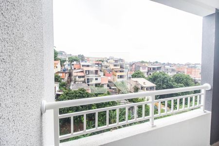 Sacada de apartamento para alugar com 2 quartos, 43m² em Jardim Planalto, Carapicuíba