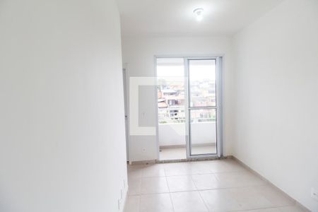Sala  de apartamento para alugar com 2 quartos, 43m² em Jardim Planalto, Carapicuíba