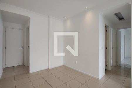 Sala de apartamento para alugar com 3 quartos, 78m² em Barra Olímpica, Rio de Janeiro