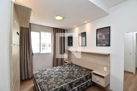 Quarto 1 de apartamento para alugar com 2 quartos, 54m² em Bacacheri, Curitiba