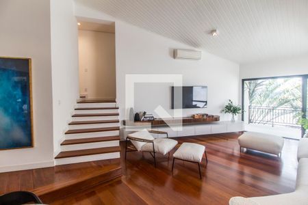 Sala  de casa de condomínio à venda com 3 quartos, 440m² em Alphaville, Santana de Parnaíba