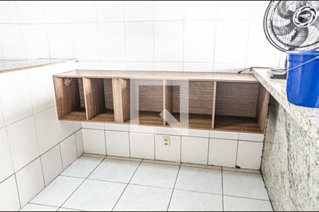 Casa para alugar com 2 quartos, 270m² em Cosmos, Rio de Janeiro