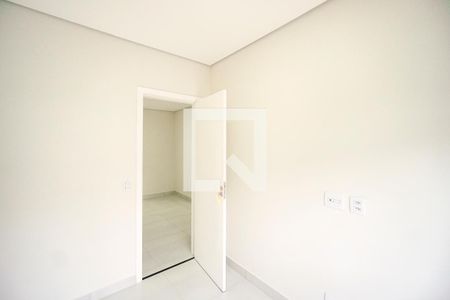 Quarto 01 de apartamento para alugar com 2 quartos, 43m² em Chácara Seis de Outubro, São Paulo