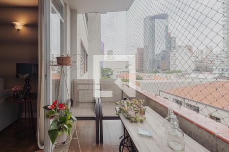 Varanda de apartamento à venda com 3 quartos, 135m² em Pinheiros, São Paulo