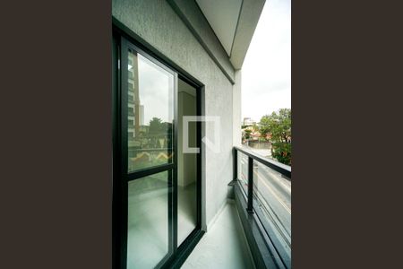 Varanda da sala de apartamento para alugar com 2 quartos, 43m² em Chácara Seis de Outubro, São Paulo