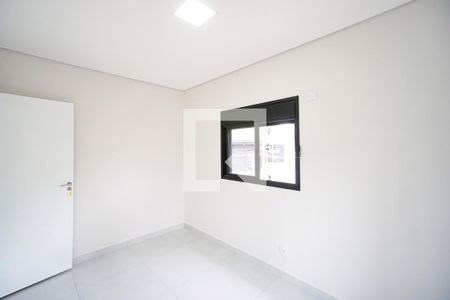 Quarto 01 de apartamento para alugar com 2 quartos, 43m² em Chácara Seis de Outubro, São Paulo