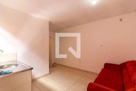 Sala integrada com Cozinha de casa para alugar com 1 quarto, 42m² em Jardim Santa Cruz (campo Grande), São Paulo