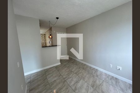 Sala de apartamento à venda com 2 quartos, 40m² em Cavalcanti, Rio de Janeiro