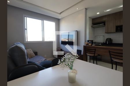 Sala de apartamento para alugar com 2 quartos, 43m² em Jardim das Palmas, São Paulo