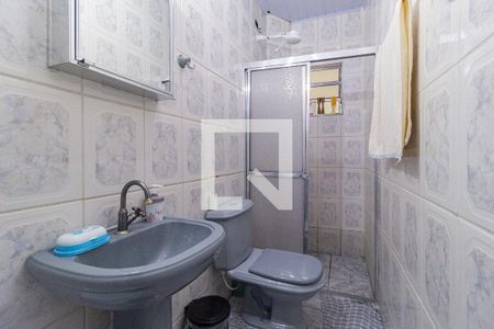 Banheiro de casa à venda com 3 quartos, 225m² em Padroeira, Osasco