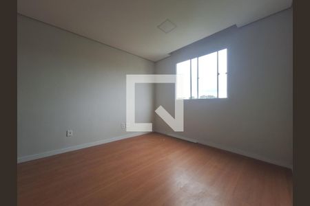 Apartamento para alugar com 2 quartos, 41m² em Parque Santa Rosa, Suzano