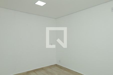 Quarto de casa para alugar com 1 quarto, 10m² em Parque Guarani, São Paulo