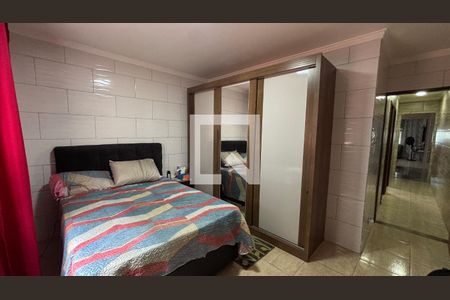 Quarto 1 de casa para alugar com 2 quartos, 100m² em Jardim Pilar, Santo André