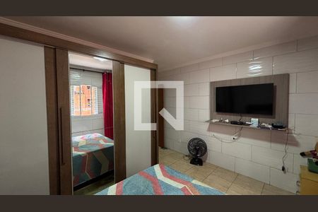 Quarto 1 de casa para alugar com 2 quartos, 100m² em Jardim Pilar, Santo André