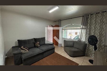 Sala de casa para alugar com 2 quartos, 100m² em Jardim Pilar, Santo André