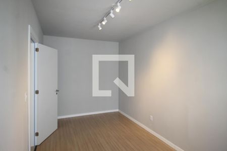 Quarto 1 de apartamento à venda com 2 quartos, 58m² em Vila Ipiranga, Porto Alegre