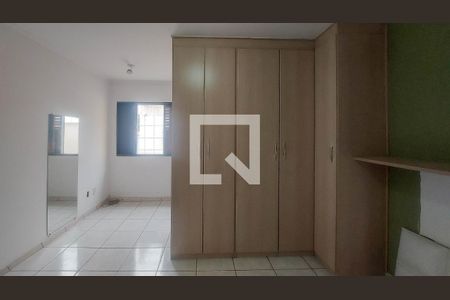 Suíte de casa para alugar com 3 quartos, 176m² em Barra Funda, São Paulo