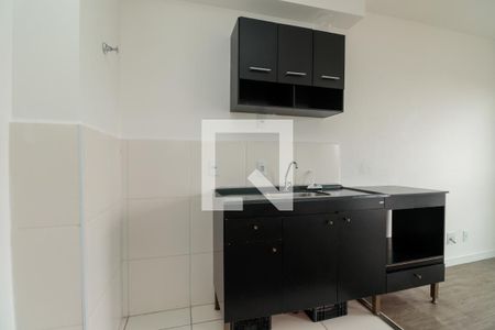 Sala/Cozinha de kitnet/studio à venda com 1 quarto, 28m² em Vila Ema, São Paulo