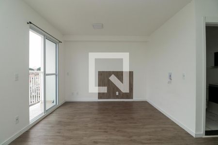 Sala/Cozinha de kitnet/studio à venda com 1 quarto, 28m² em Vila Ema, São Paulo