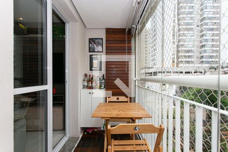 Varanda da Sala de apartamento à venda com 2 quartos, 58m² em Chácara Seis de Outubro, São Paulo