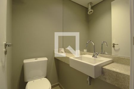 Lavabo de apartamento para alugar com 2 quartos, 83m² em Itaim Bibi, São Paulo