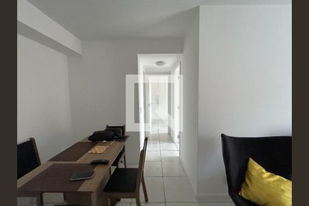 Corredor de apartamento para alugar com 2 quartos, 70m² em Osvaldo Cruz, Rio de Janeiro