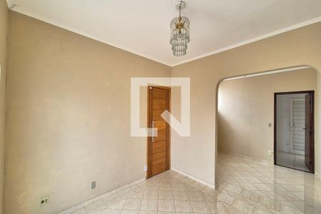 Sala de casa à venda com 4 quartos, 158m² em Vila Marieta, Campinas