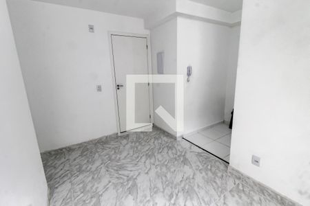 Sala de apartamento para alugar com 2 quartos, 42m² em Jardim Tres Irmaos, Taboão da Serra