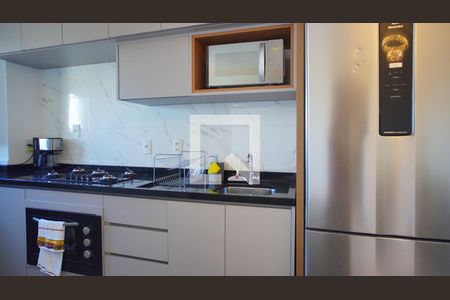 Cozinha  de apartamento para alugar com 2 quartos, 50m² em Humaitá, Porto Alegre