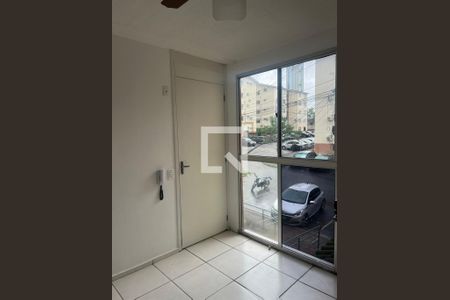 Sala de apartamento à venda com 2 quartos, 45m² em Tomás Coelho, Rio de Janeiro