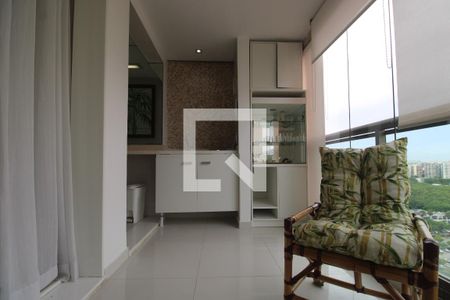 Sala - Varanda de apartamento para alugar com 2 quartos, 80m² em Barra Olímpica, Rio de Janeiro