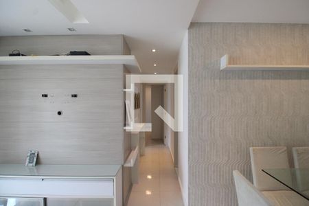 Sala - Corredor de apartamento para alugar com 2 quartos, 80m² em Barra Olímpica, Rio de Janeiro