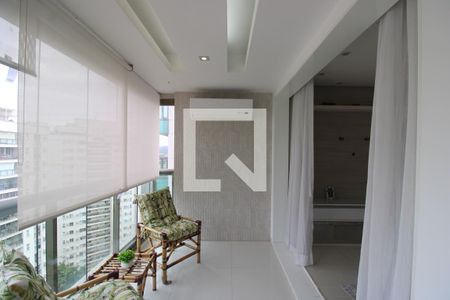 Sala - Varanda de apartamento para alugar com 2 quartos, 80m² em Barra Olímpica, Rio de Janeiro