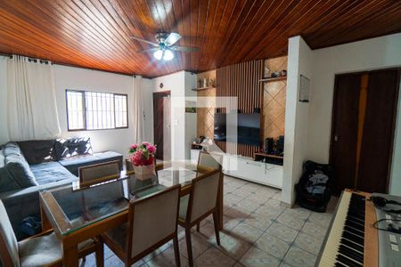 Casa à venda com 3 quartos, 240m² em Vila Guarani (zona Sul), São Paulo