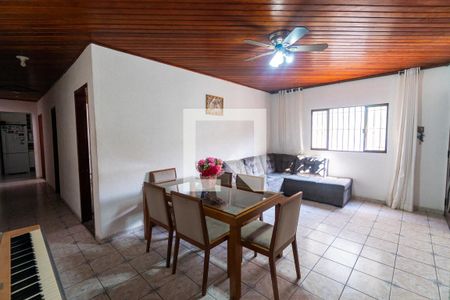 Sala de casa à venda com 3 quartos, 240m² em Vila Guarani (zona Sul), São Paulo