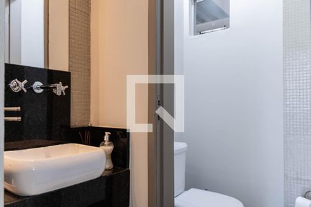 Casa 1 - Lavabo de casa à venda com 6 quartos, 487m² em Estoril, Belo Horizonte