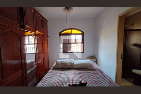 Suíte  de casa à venda com 4 quartos, 168m² em Vila Vivaldi, São Bernardo do Campo