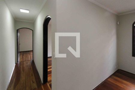 Casa para alugar com 3 quartos, 175m² em Jardim Rodolfo Pirani, São Paulo