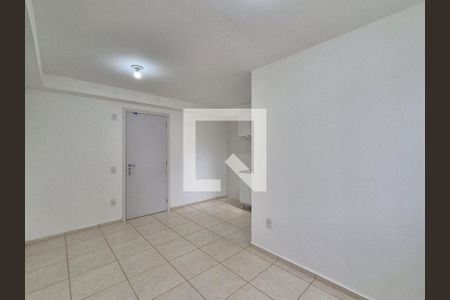 Sala  de apartamento para alugar com 2 quartos, 48m² em Barra da Tijuca, Rio de Janeiro